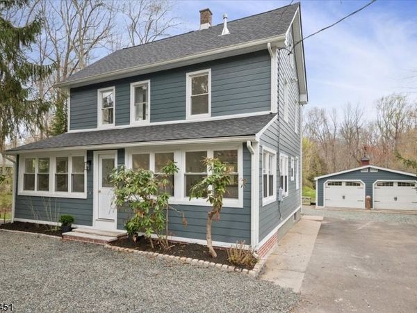 686 Meyersville Rd, Long Hill, NJ 07933