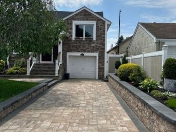 2837 Myrtle Ter, Linden, NJ 07036