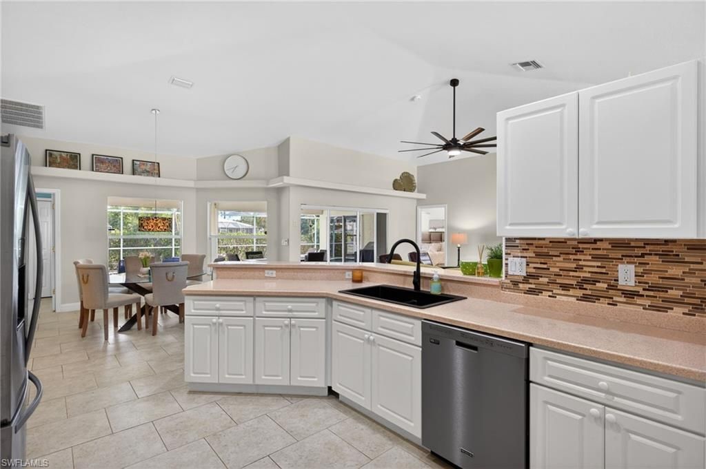 1456 SE 13th Ter, Cape Coral, FL 33990 Photo
