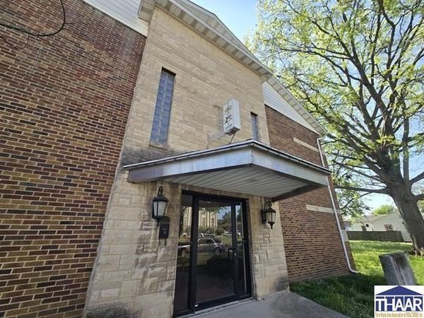 2215 Garfield Avenue, Terre Haute, IN 47804