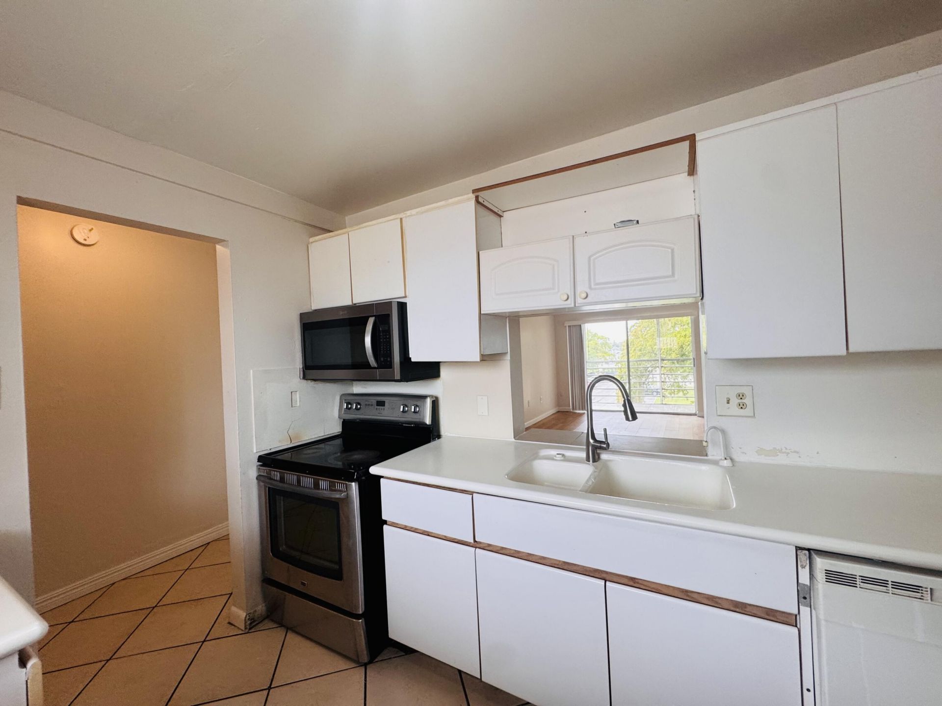 2800 NW 56th Avenue, Unit G407, Lauderhill, FL 33313 Photo