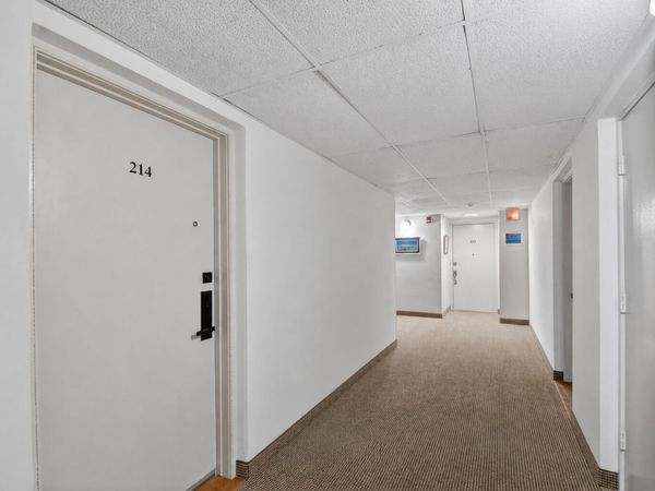 1502 S Lakeside Drive, Unit 214, Lake Worth Beach, FL 33460