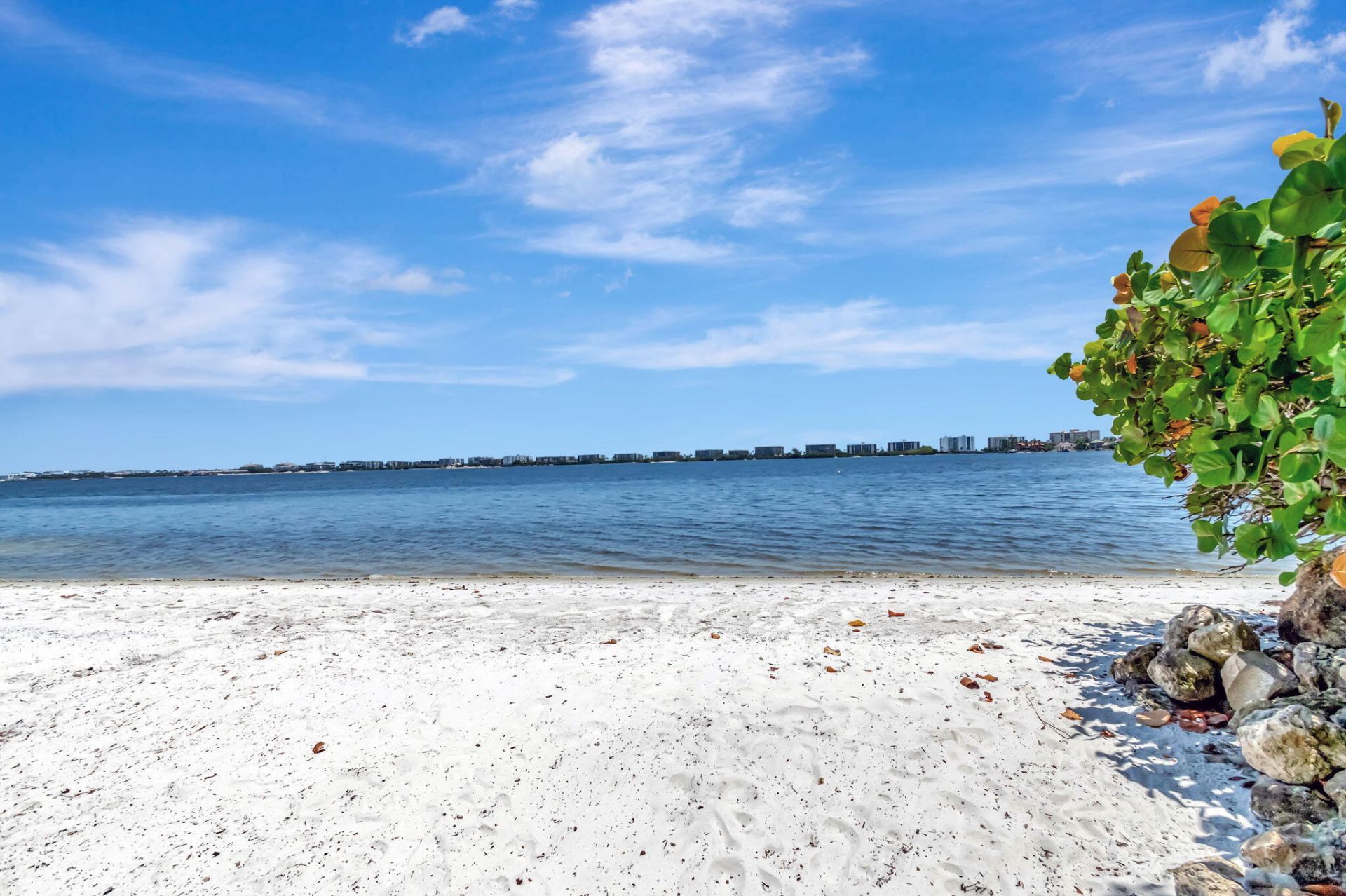 1502 S Lakeside Drive, Unit 214, Lake Worth Beach, FL 33460 Photo