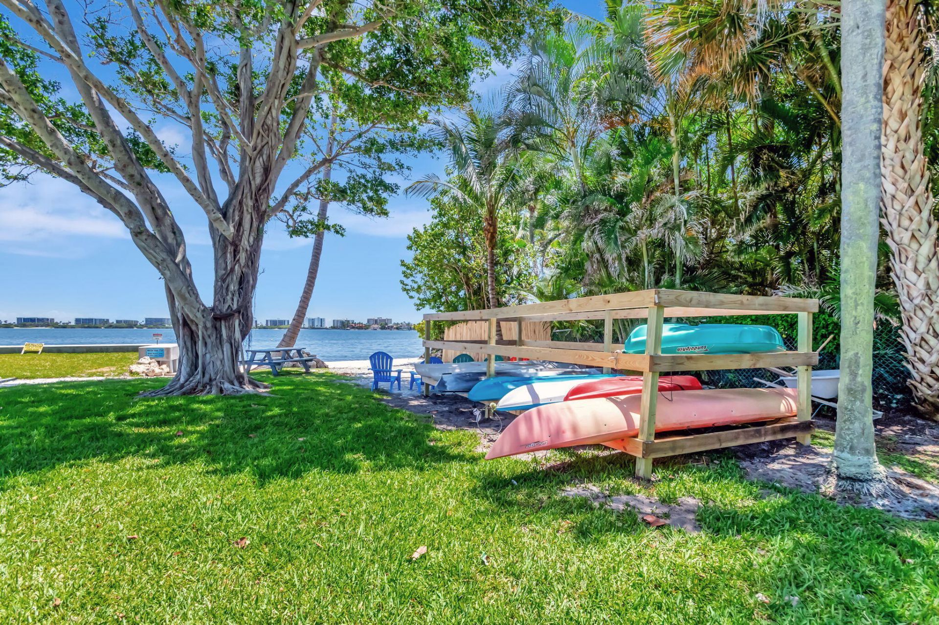 1502 S Lakeside Drive, Unit 214, Lake Worth Beach, FL 33460 Photo