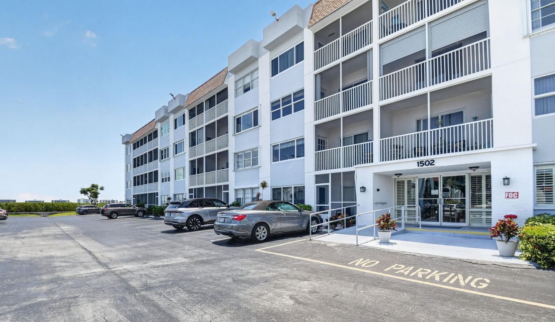 1502 S Lakeside Drive, Unit 214, Lake Worth Beach, FL 33460 Photo