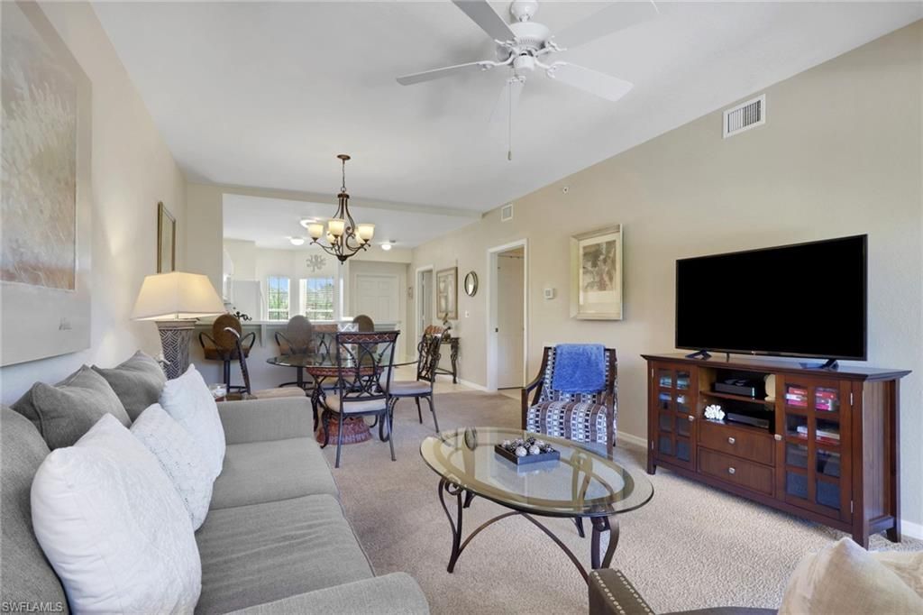 9175 Celeste Dr, Unit 303, Naples, FL 34113 Photo