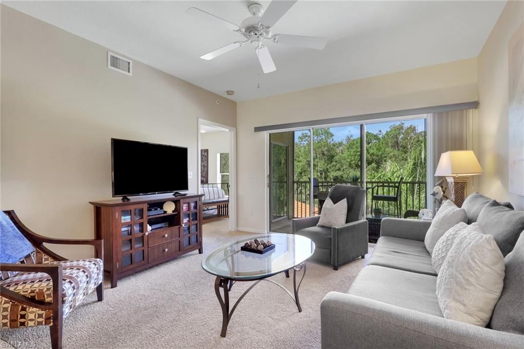 9175 Celeste Dr, Unit 303, Naples, FL 34113 Photo