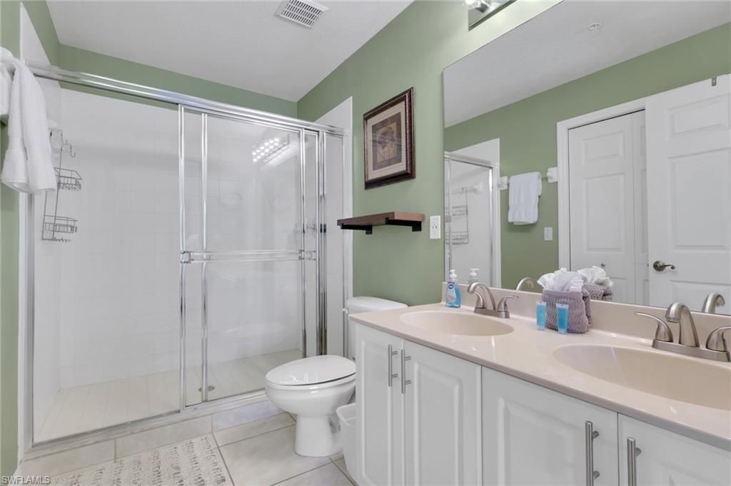 9175 Celeste Dr, Unit 303, Naples, FL 34113 Photo