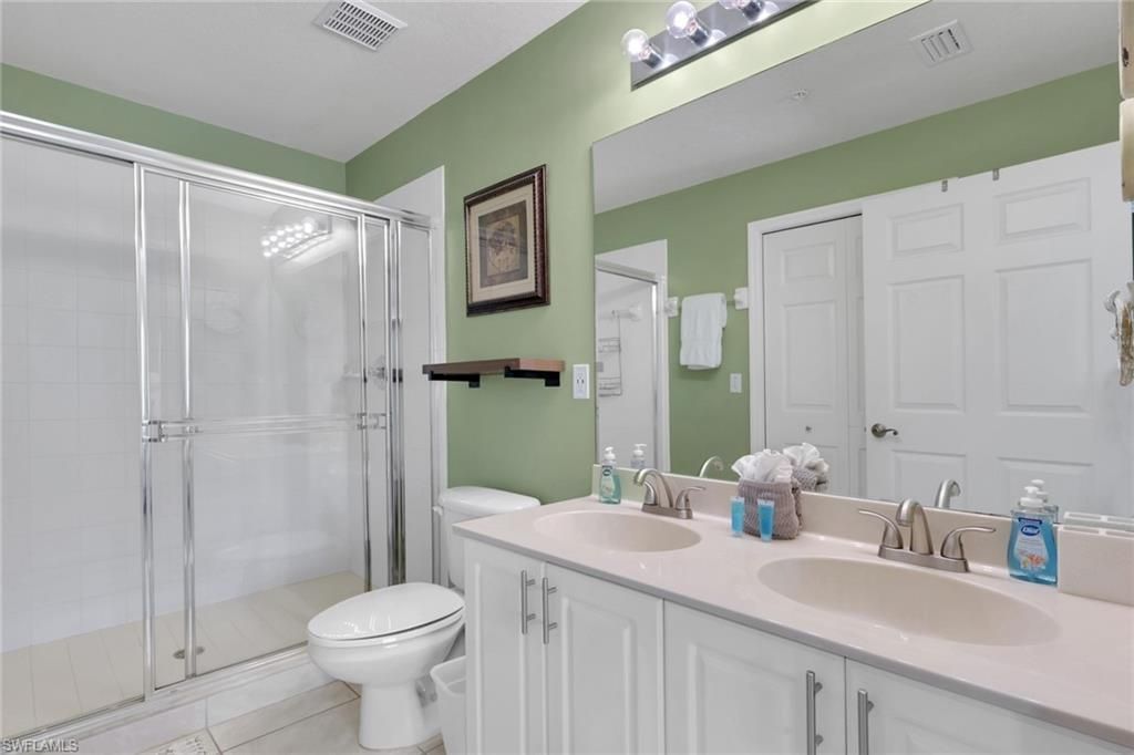 9175 Celeste Dr, Unit 303, Naples, FL 34113 Photo