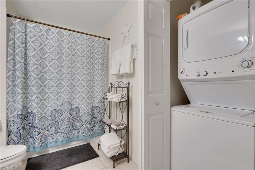 9175 Celeste Dr, Unit 303, Naples, FL 34113 Photo
