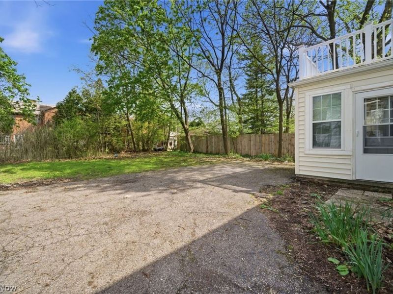 19013 Chagrin Boulevard, Shaker Heights, OH 44122 Photo 6