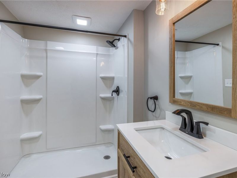 19013 Chagrin Boulevard, Shaker Heights, OH 44122 Photo 9