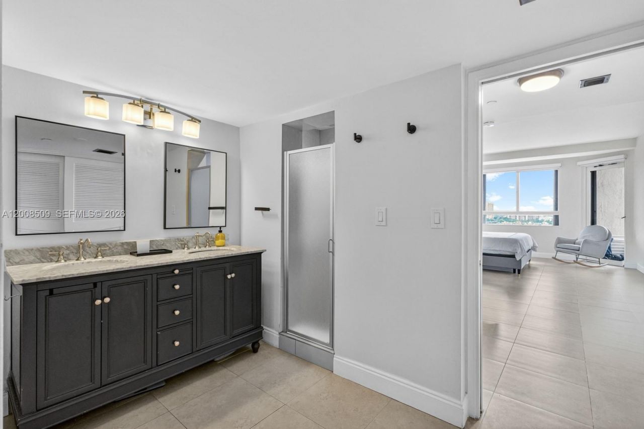 151 Crandon Blvd , Unit 1031, Key Biscayne, FL 33149 Photo