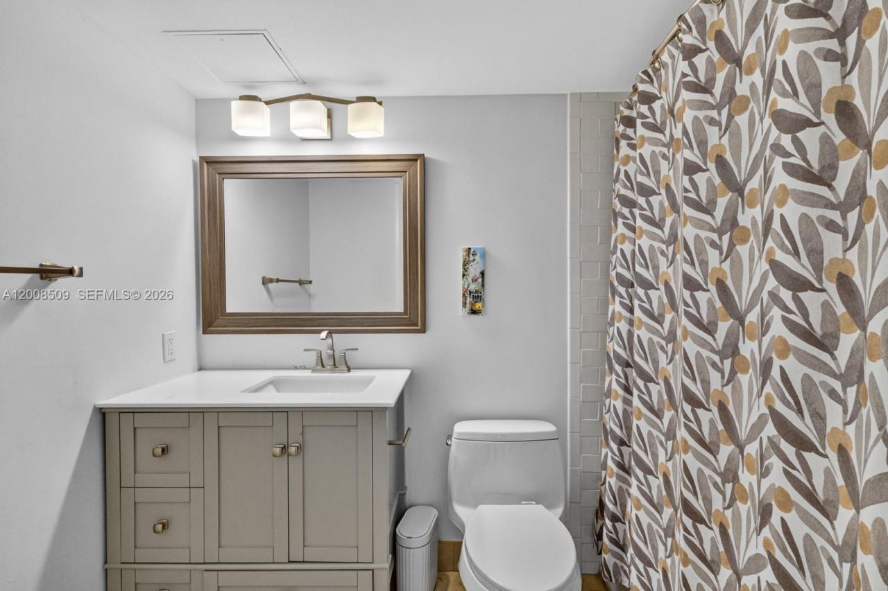 151 Crandon Blvd , Unit 1031, Key Biscayne, FL 33149 Photo