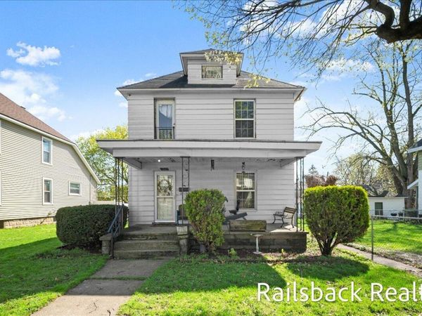 1560 Hamilton Avenue NW, Grand Rapids, MI 49504