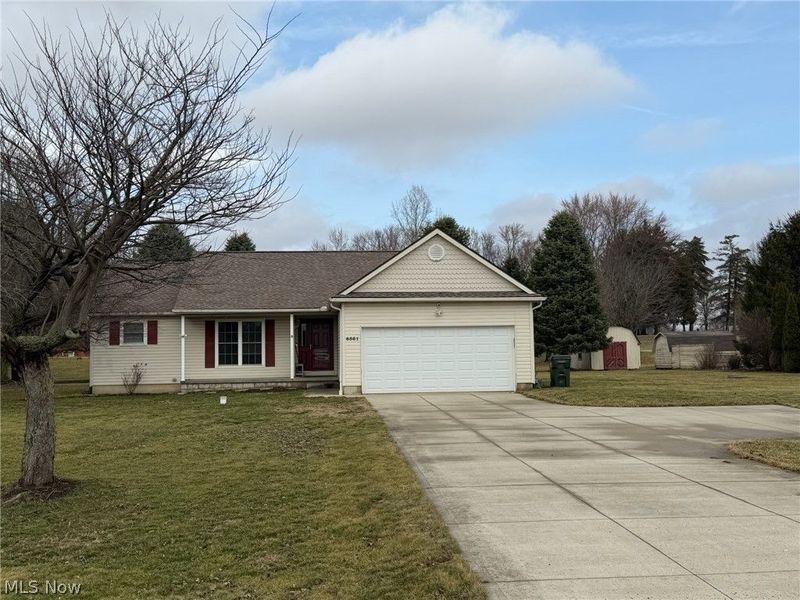 6561 Swamp Street NE, Hartville, OH 44632 Photo 1