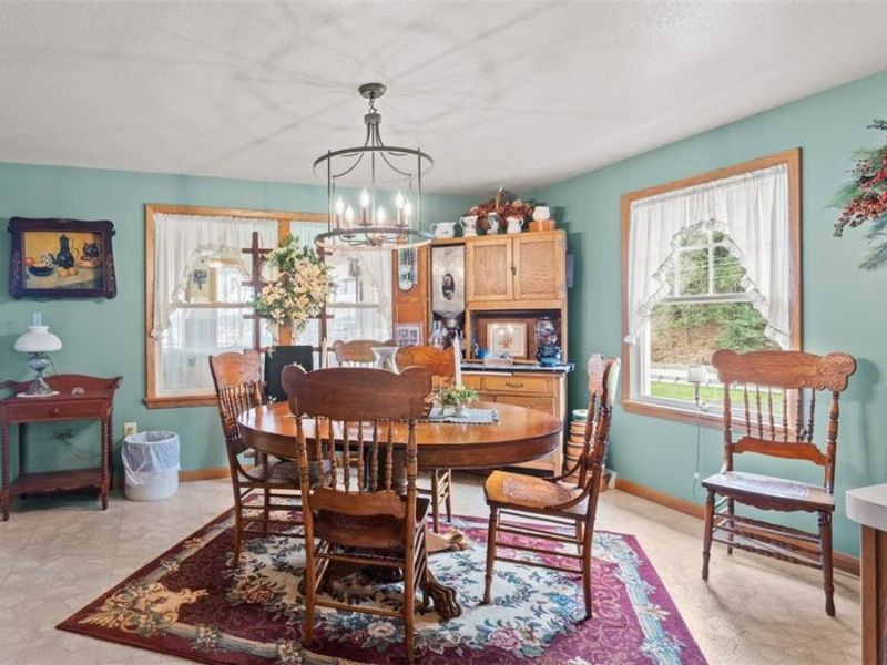 6561 Swamp Street NE, Hartville, OH 44632 Photo 11