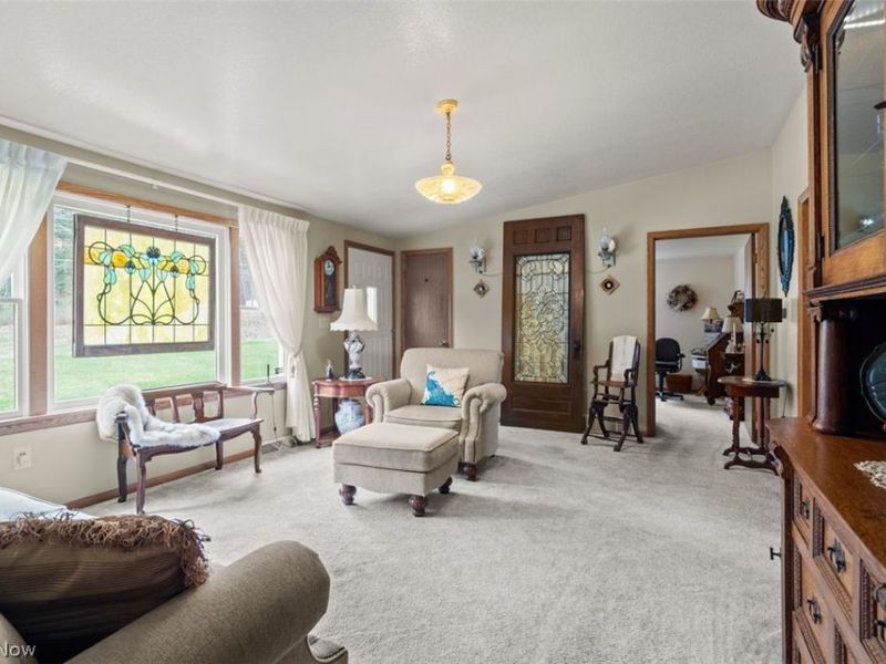 6561 Swamp Street NE, Hartville, OH 44632 Photo 18