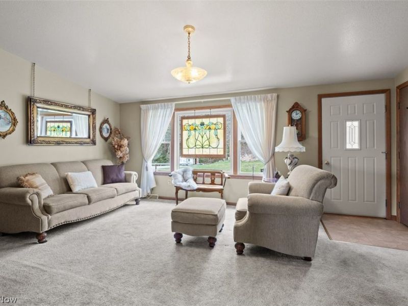 6561 Swamp Street NE, Hartville, OH 44632 Photo 19