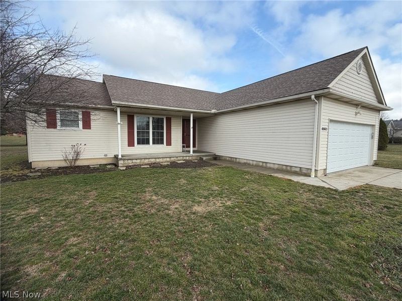 6561 Swamp Street NE, Hartville, OH 44632 Photo 3