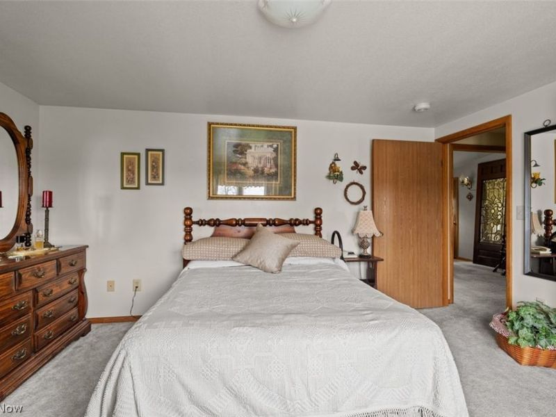 6561 Swamp Street NE, Hartville, OH 44632 Photo 33