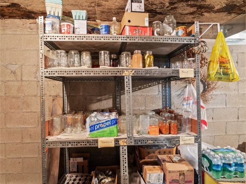 6561 Swamp Street NE, Hartville, OH 44632 Photo 39