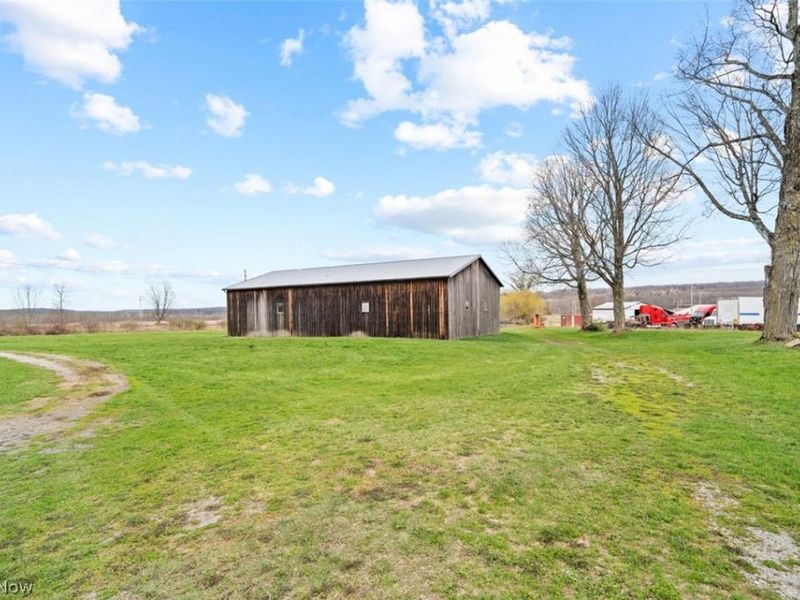 6561 Swamp Street NE, Hartville, OH 44632 Photo 43