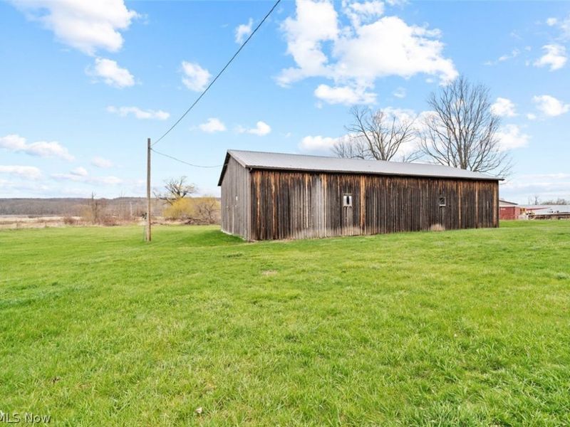 6561 Swamp Street NE, Hartville, OH 44632 Photo 47