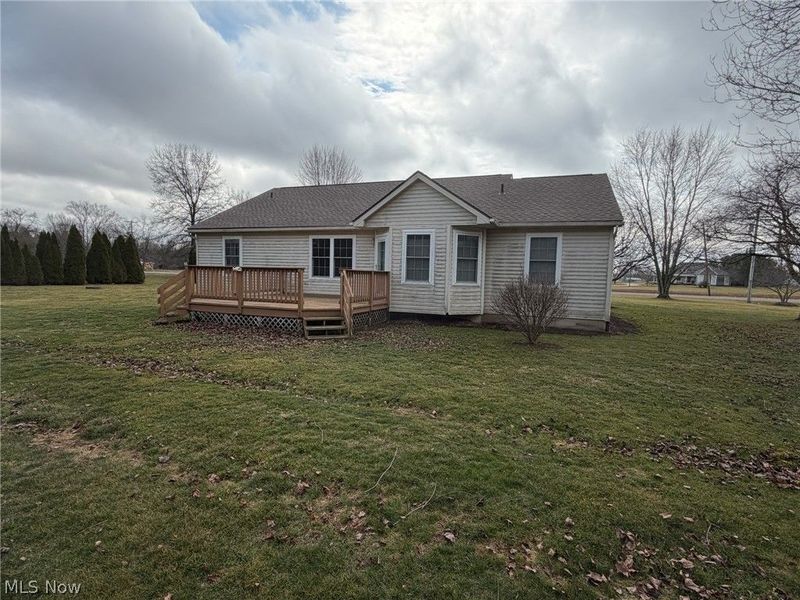 6561 Swamp Street NE, Hartville, OH 44632 Photo 5