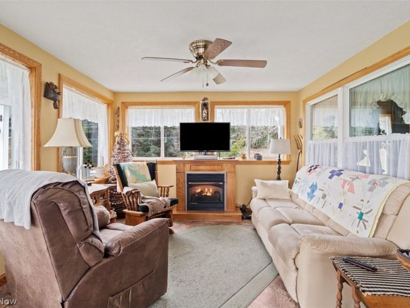 6561 Swamp Street NE, Hartville, OH 44632 Photo 7