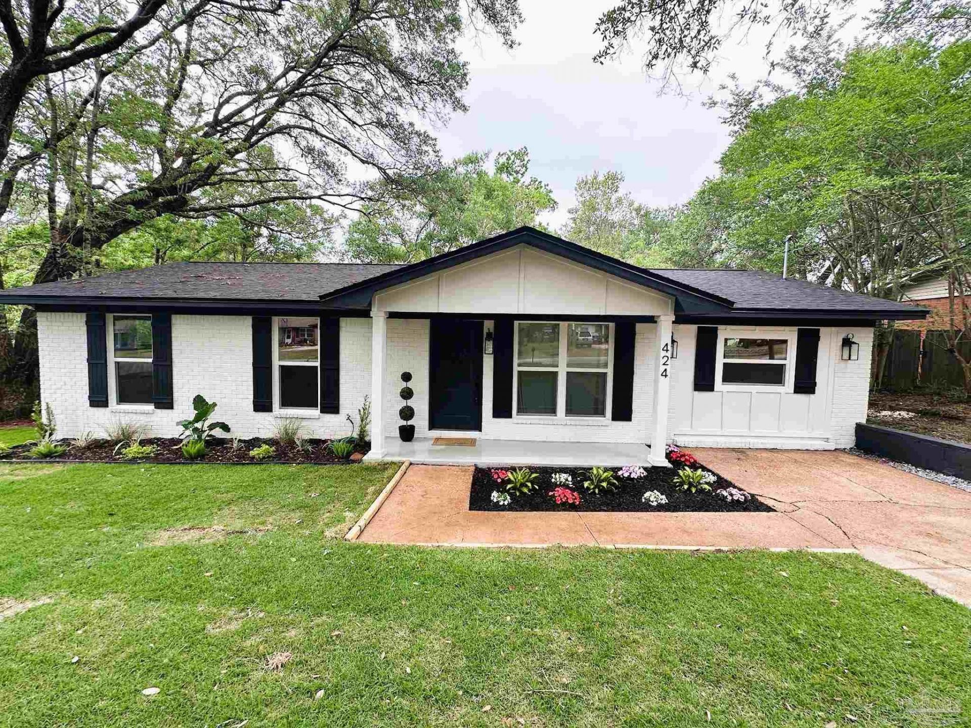 424 Ronda St, Pensacola, FL 32534 Main Photo