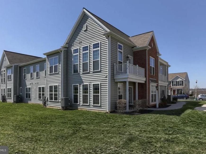 670 Whitetail Drive, Hummelstown, PA 17036 Main Photo