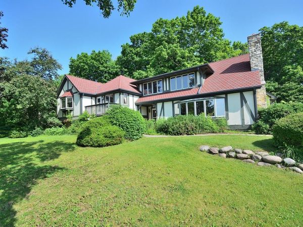 3076 Red Fox CIRCLE, Colgate, WI 53017