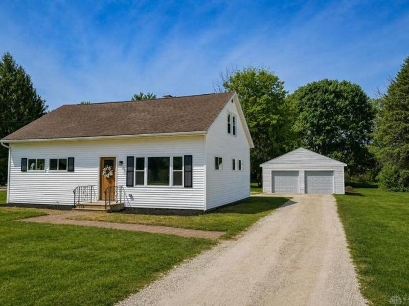 2761 Middle Urbana Road, Springfield, OH 45503 Photo 2