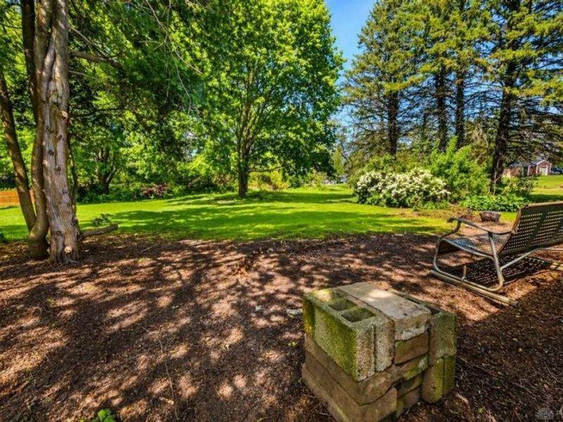 2761 Middle Urbana Road, Springfield, OH 45503 Photo 25