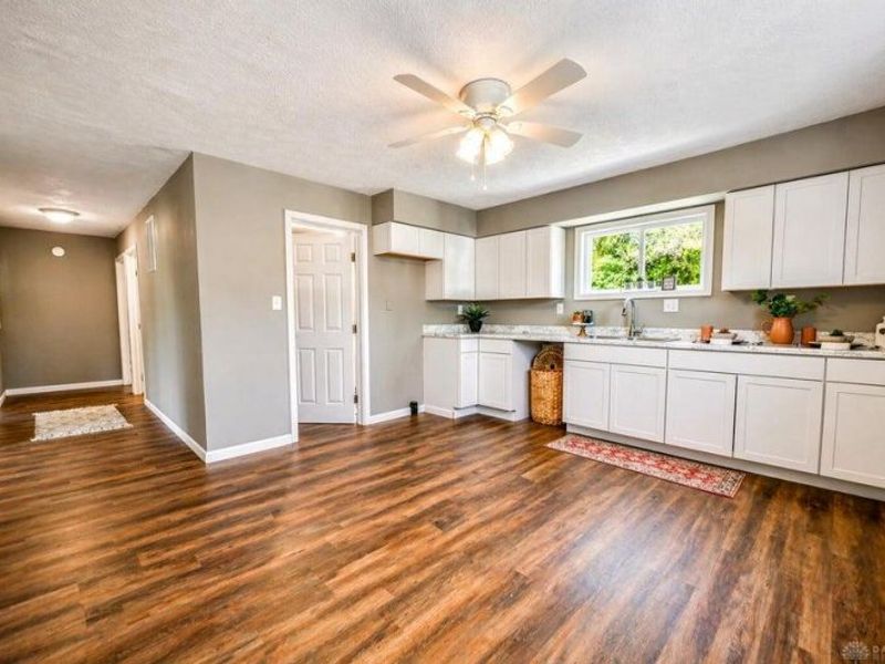 2761 Middle Urbana Road, Springfield, OH 45503 Photo 9