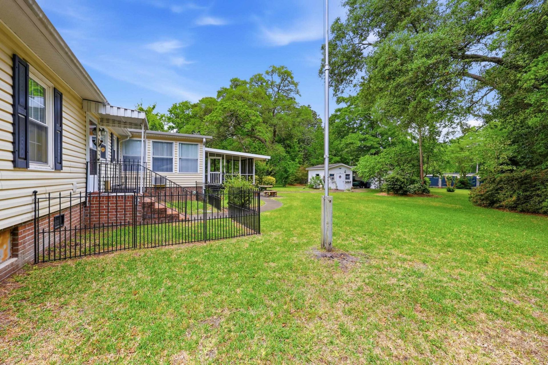 816 S Marlin Circle Photo 33