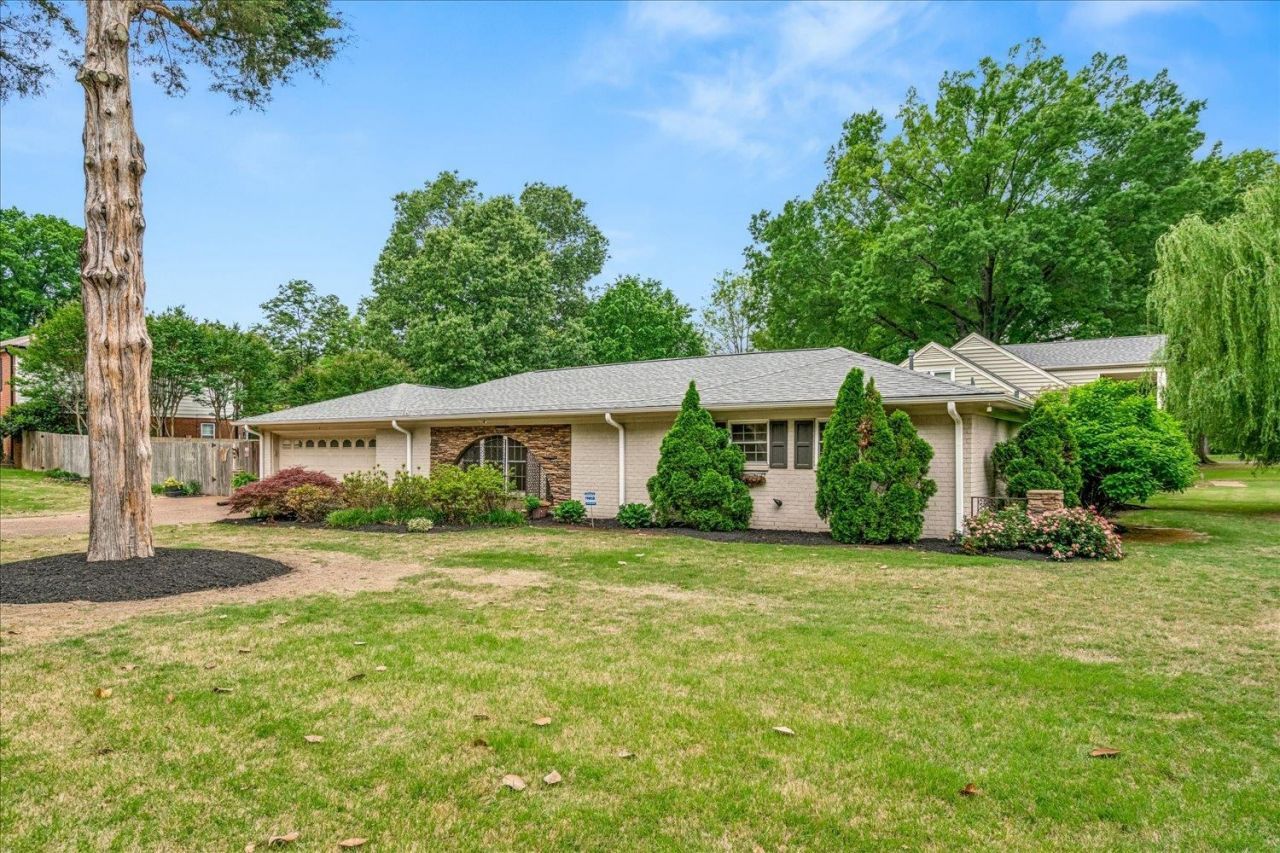 2261 Cornwall St, Germantown, TN 38138 Main Photo