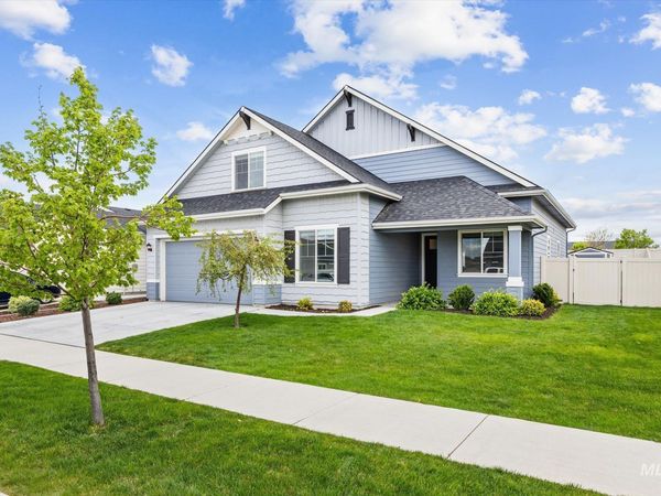 4888 N Predo Ave, Meridian, ID 83646