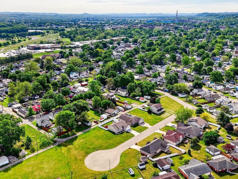 9 Cavalier Court , Chillicothe, OH 45601 Photo 7