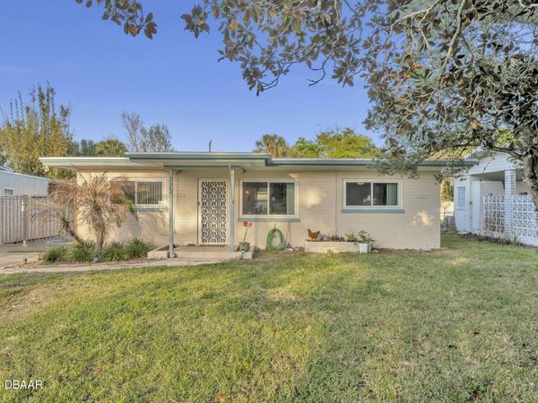 715 Alcazar Avenue, Ormond Beach, FL 32174