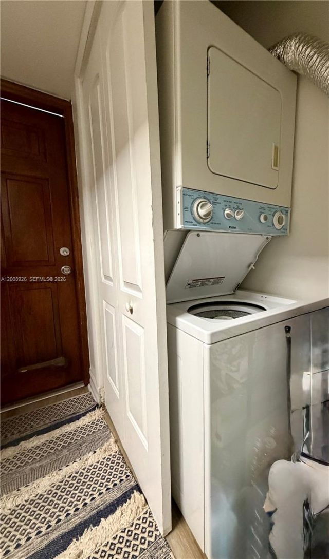 3225 Bird Ave, Unit IV3, Miami, FL 33133 Photo