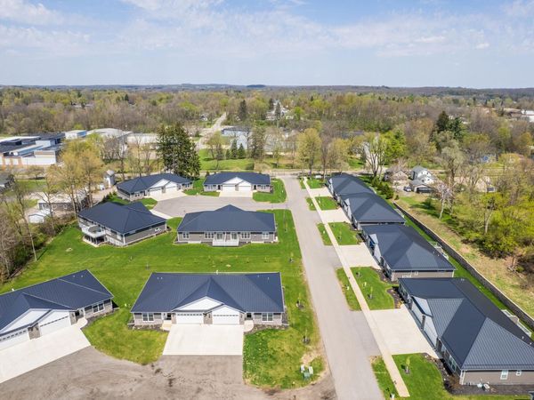 245 Auseon Court, Hillsdale, MI 49242