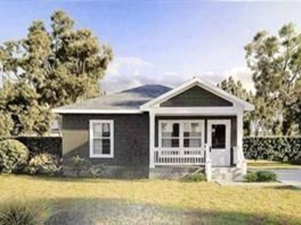 1824 Woodcock Place , Mobile, AL 36606