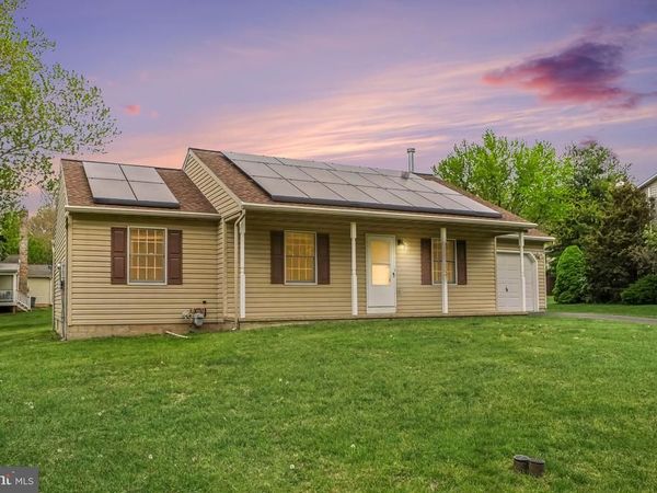 104 PENNSYLVANIA AVENUE, READING, PA 19606