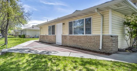 4981 Catalina Drive, Unit 1, Reno, NV 89502 Photo