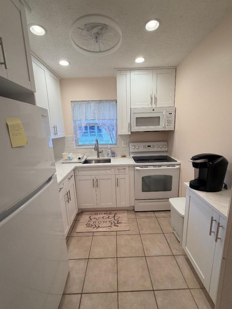 638 Snug Harbor Drive, Unit E12, Boynton Beach, FL 33435 Photo