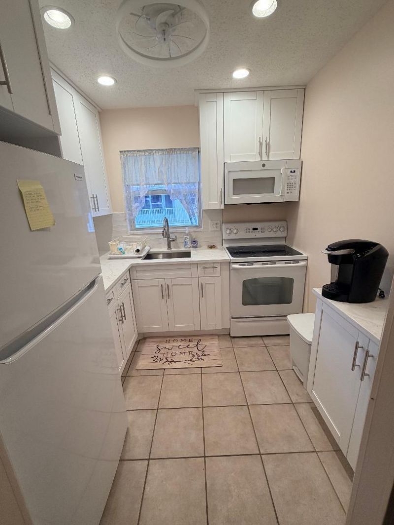 638 Snug Harbor Drive, Unit E12, Boynton Beach, FL 33435 Photo