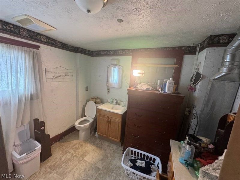 2042 13th Street SW, Akron, OH 44314 Photo 27