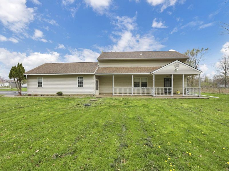 3243 Dixon Road SW, Pataskala, OH 43062 Photo 2